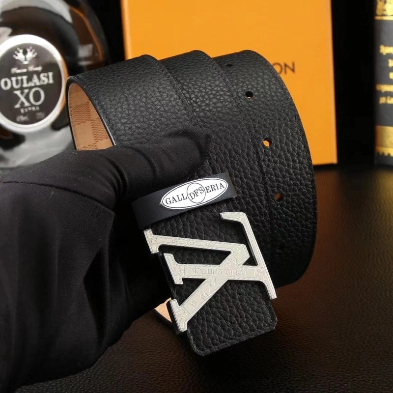 Elegant Louis Vuitton Belts 298778