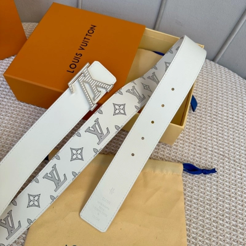 Sophisticated Louis Vuitton Belts 298738