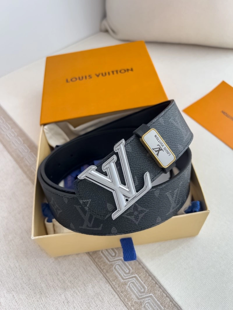 EyeCatching Louis Vuitton Belts 298737
