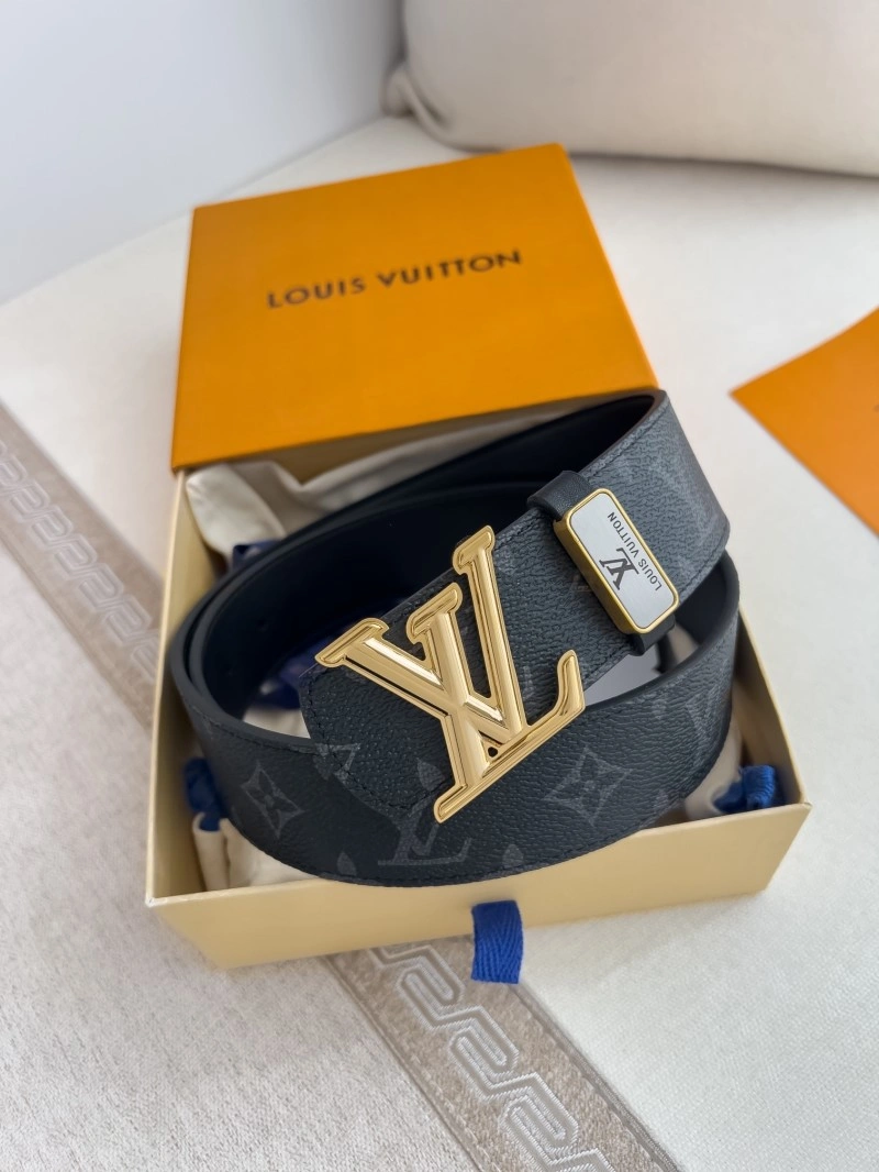 EyeCatching Louis Vuitton Belts 298737