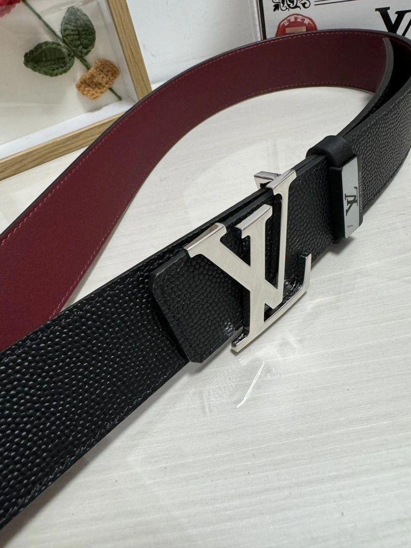 Sporty Louis Vuitton Belts 298713
