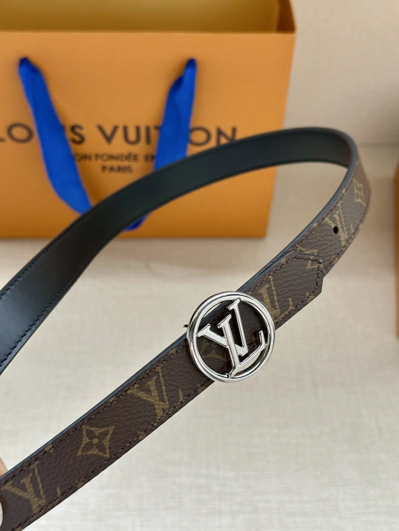 Minimalist Louis Vuitton Belts 298726
