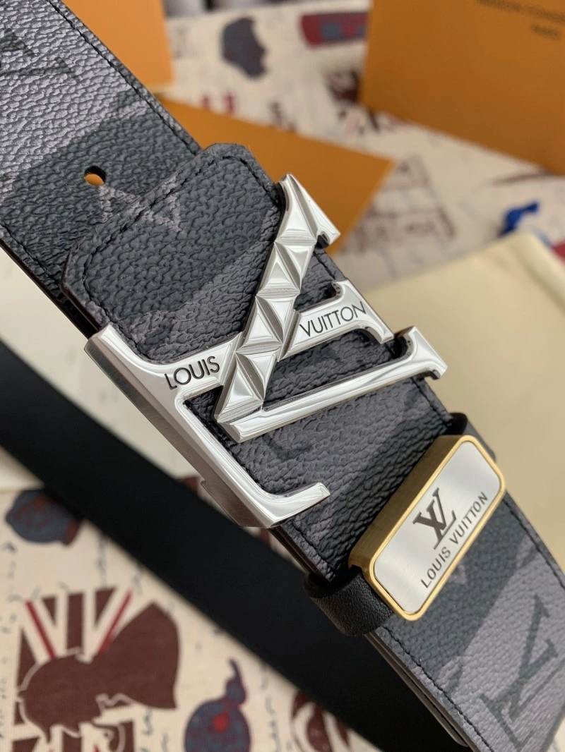 UrbanChic Louis Vuitton Belts 298728