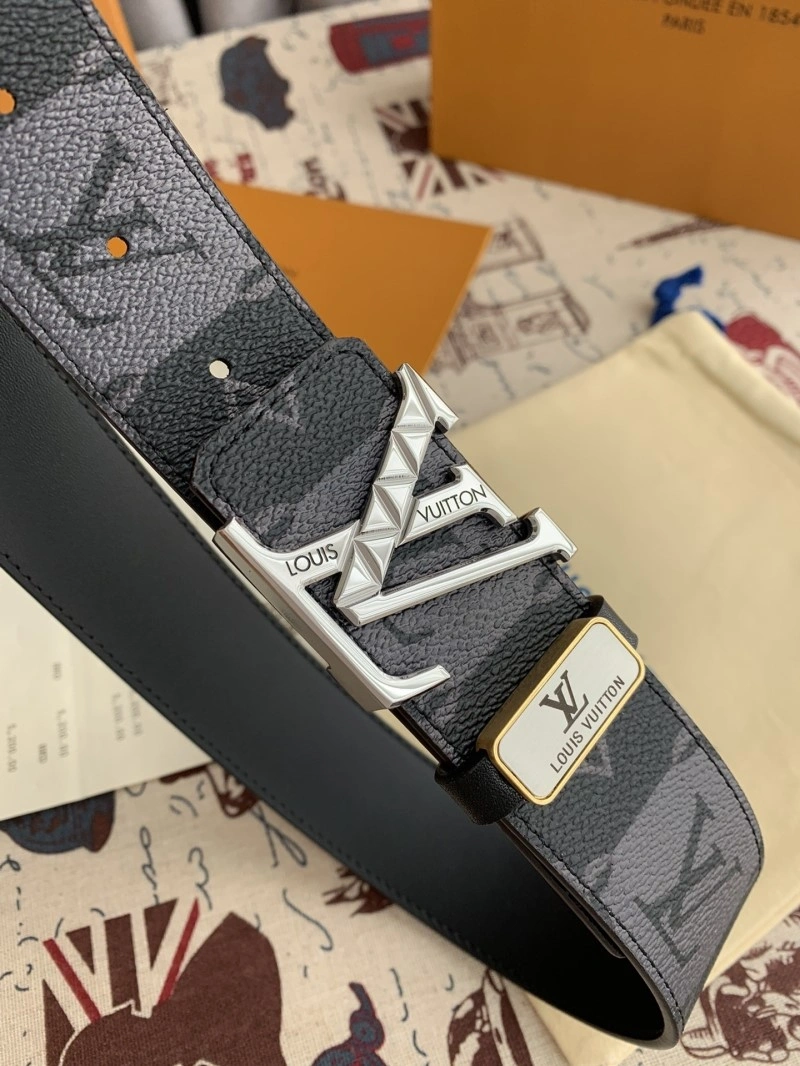 UrbanChic Louis Vuitton Belts 298728