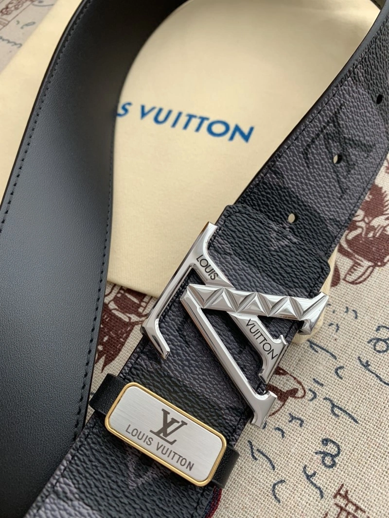 UrbanChic Louis Vuitton Belts 298728