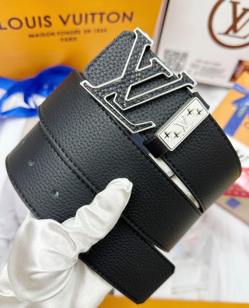 Sophisticated Louis Vuitton Belts 298671