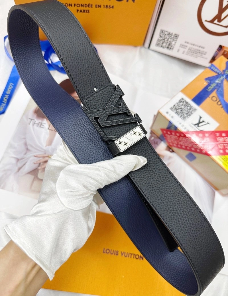 Minimalist Louis Vuitton Belts 298676