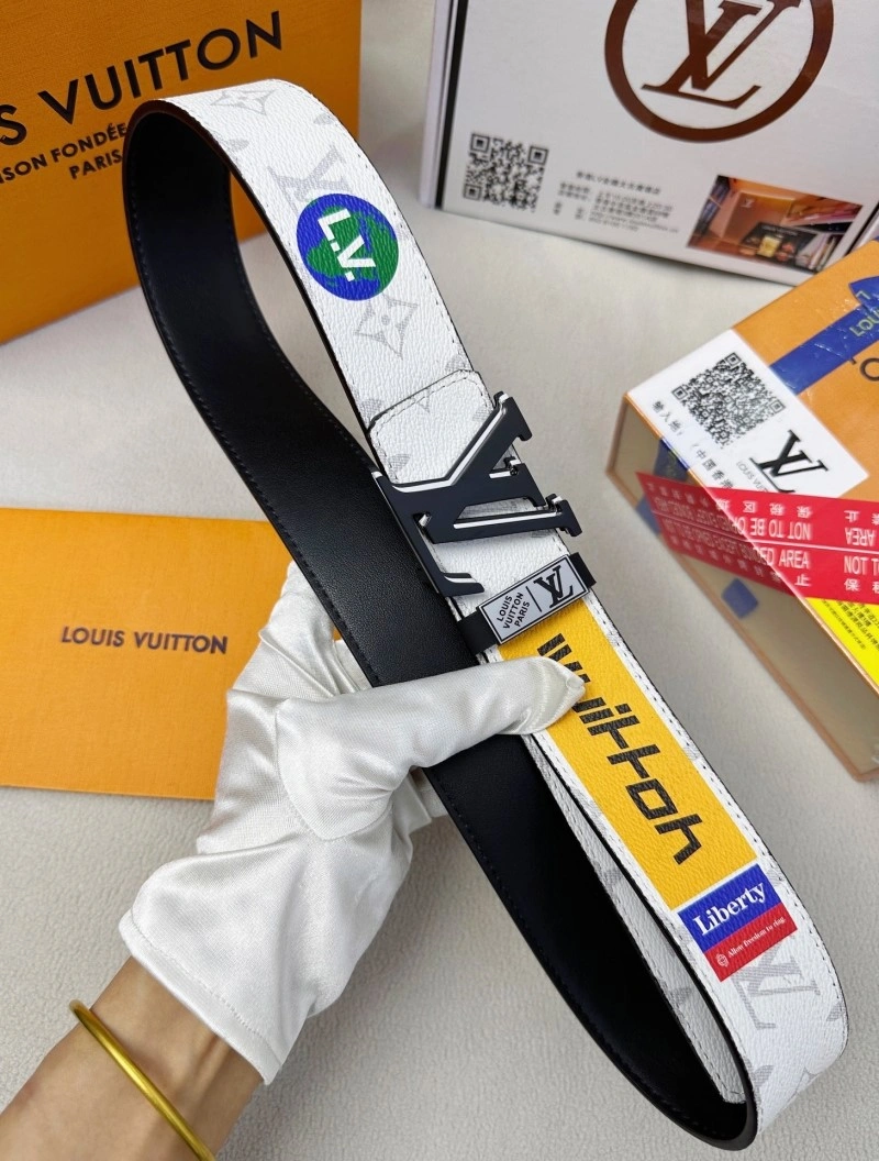 Louis Vuitton Belts Durable 298669