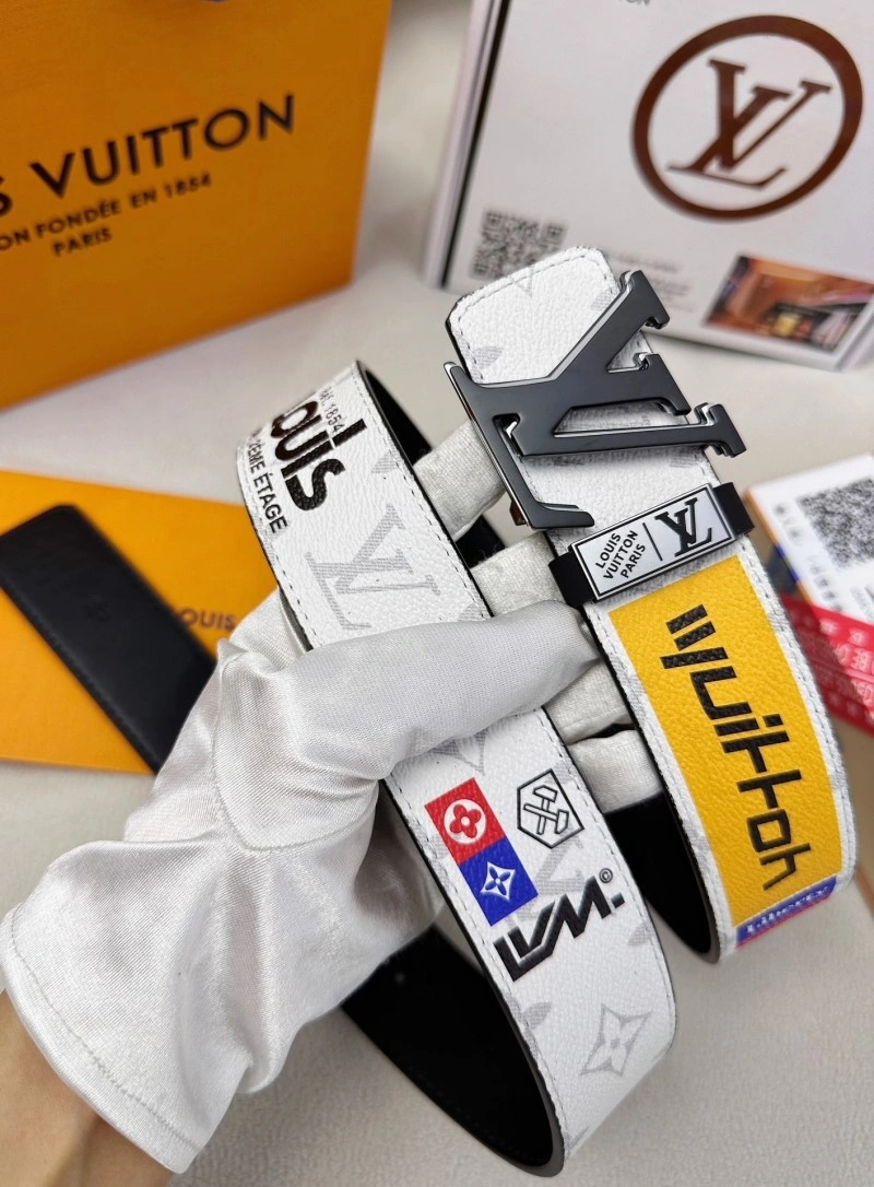Louis Vuitton Belts Durable 298669