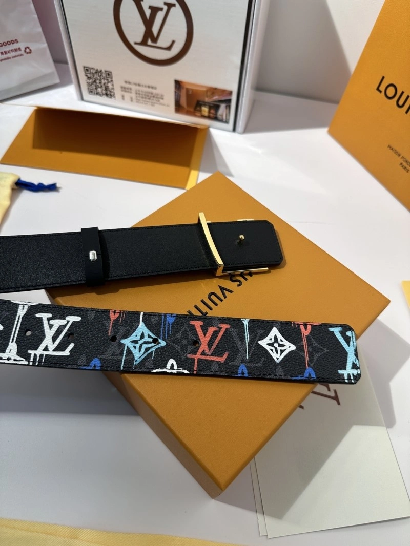 Louis Vuitton Belts Versatile 298685