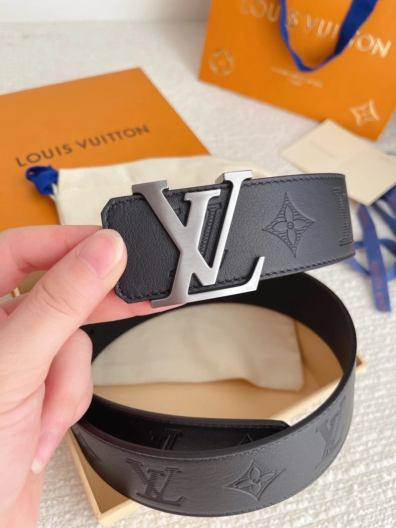 Lightweight Louis Vuitton Belts 298651