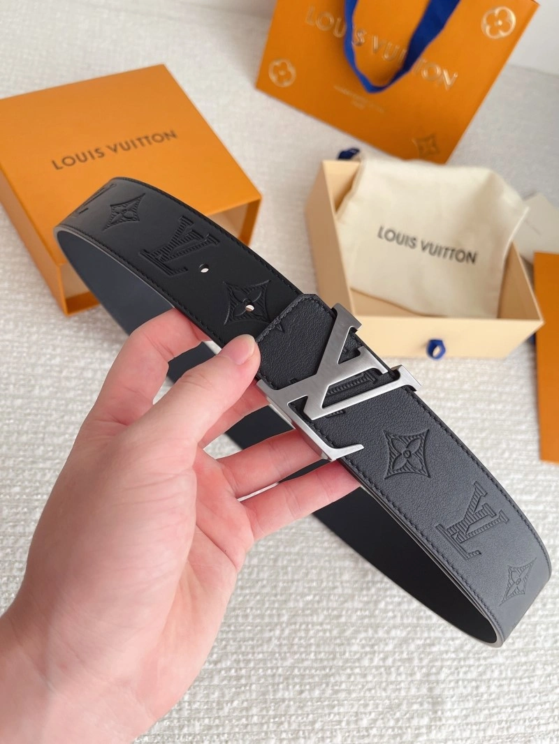 Lightweight Louis Vuitton Belts 298651
