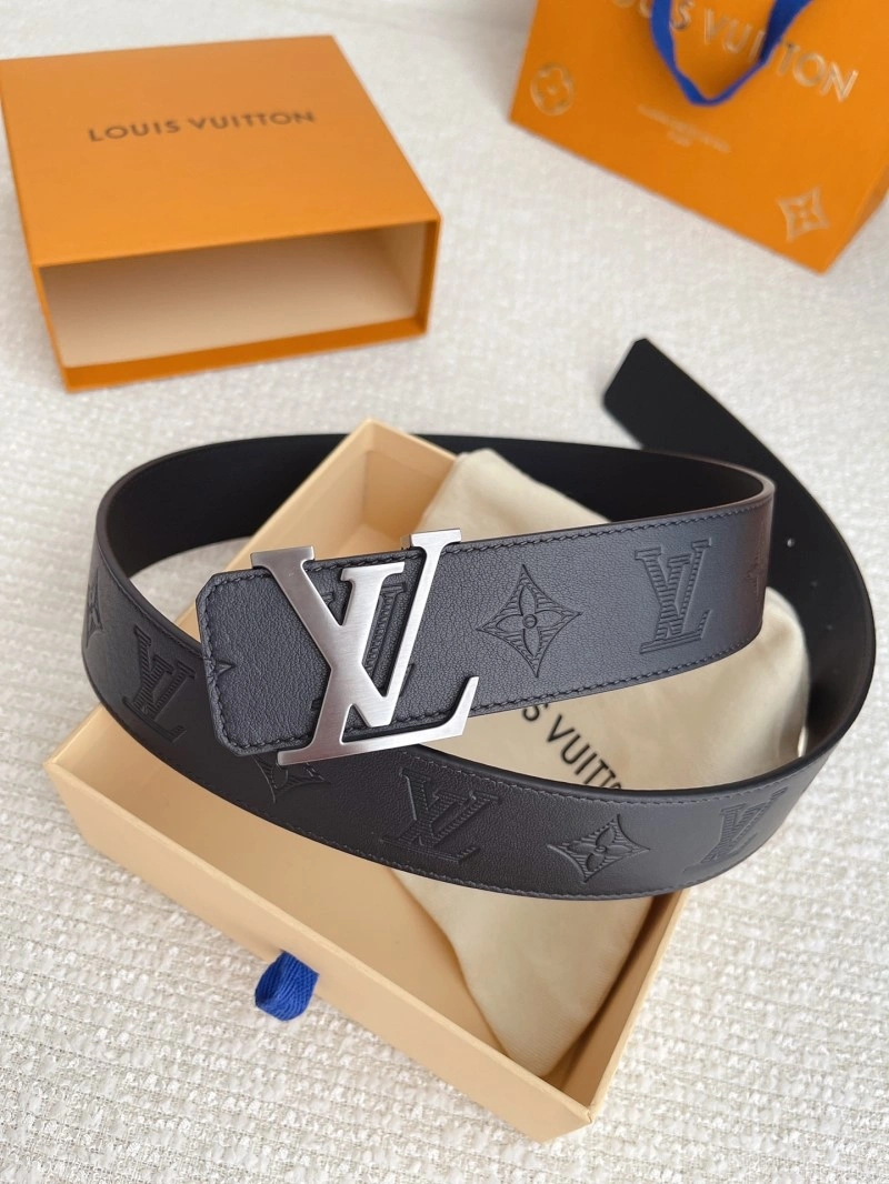Lightweight Louis Vuitton Belts 298651