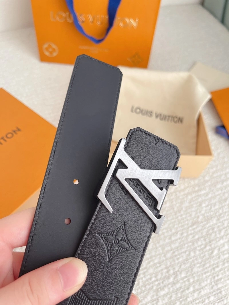Lightweight Louis Vuitton Belts 298651