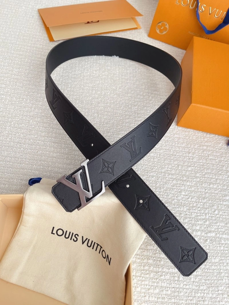 Lightweight Louis Vuitton Belts 298651