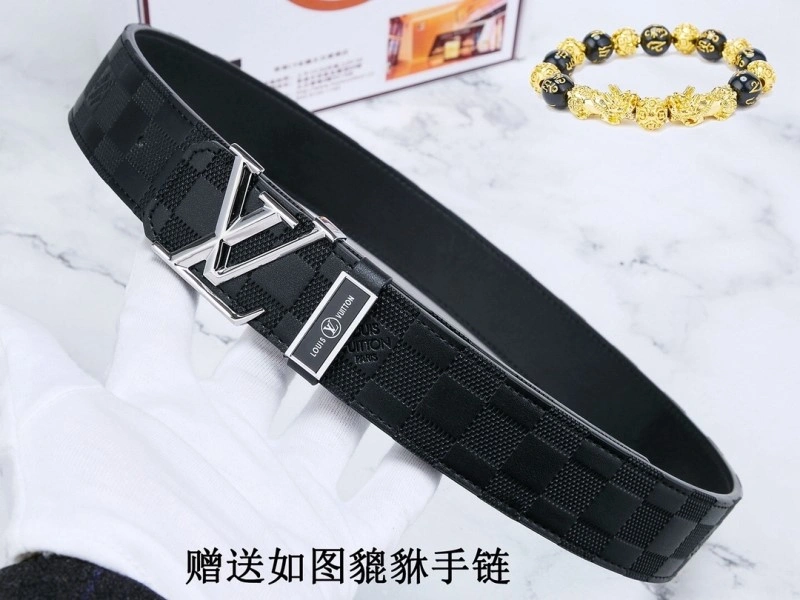 Bright Louis Vuitton Belts 298612