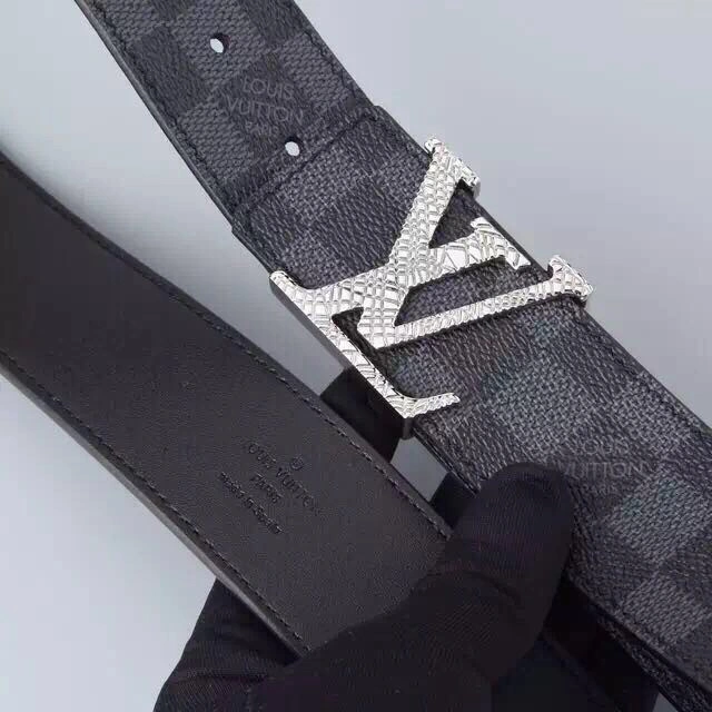 Louis Vuitton Belts UrbanChic 298620