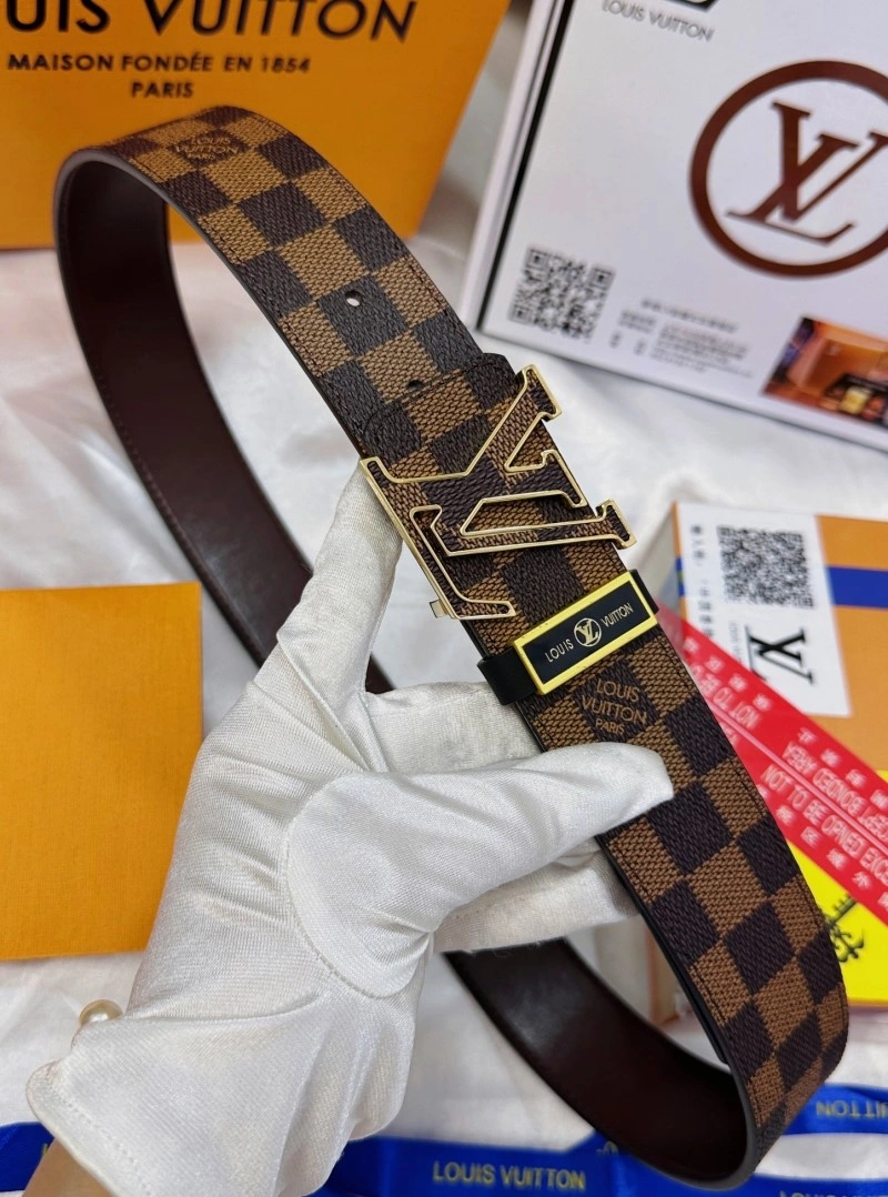 Packable Louis Vuitton Belts 298589