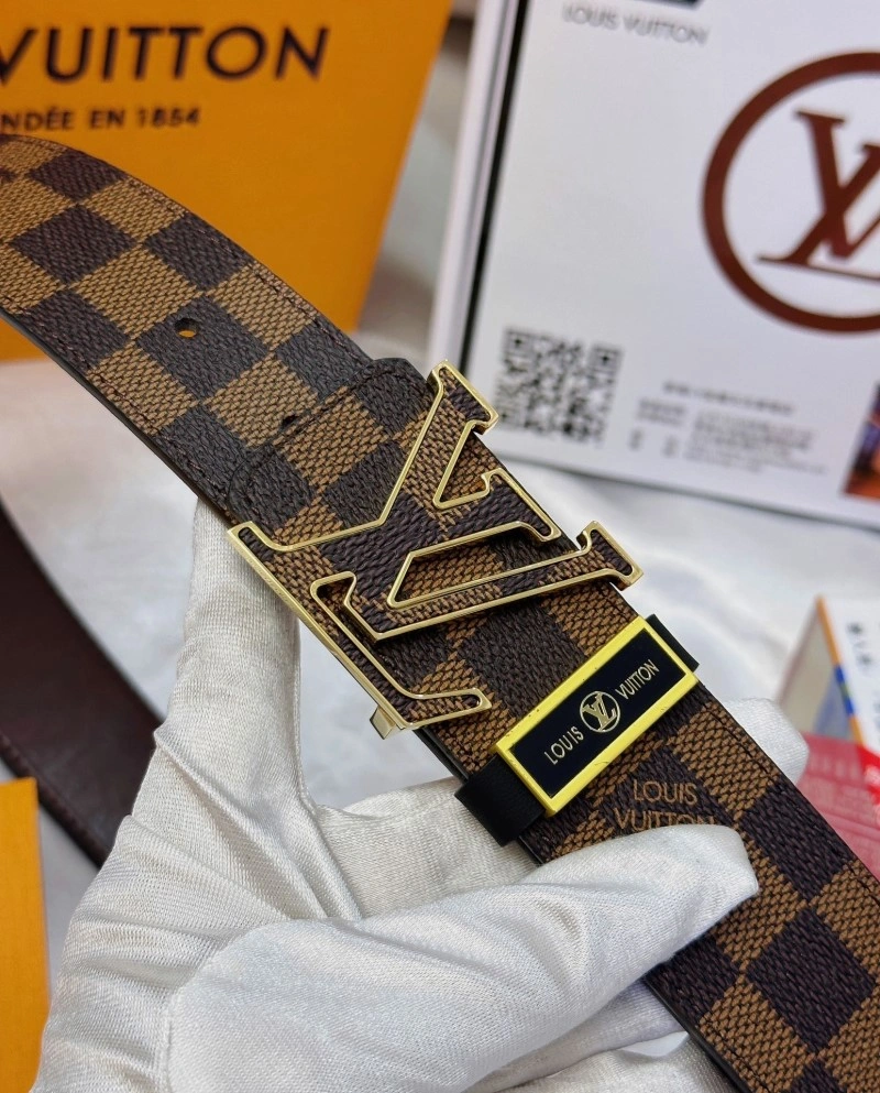 Packable Louis Vuitton Belts 298589