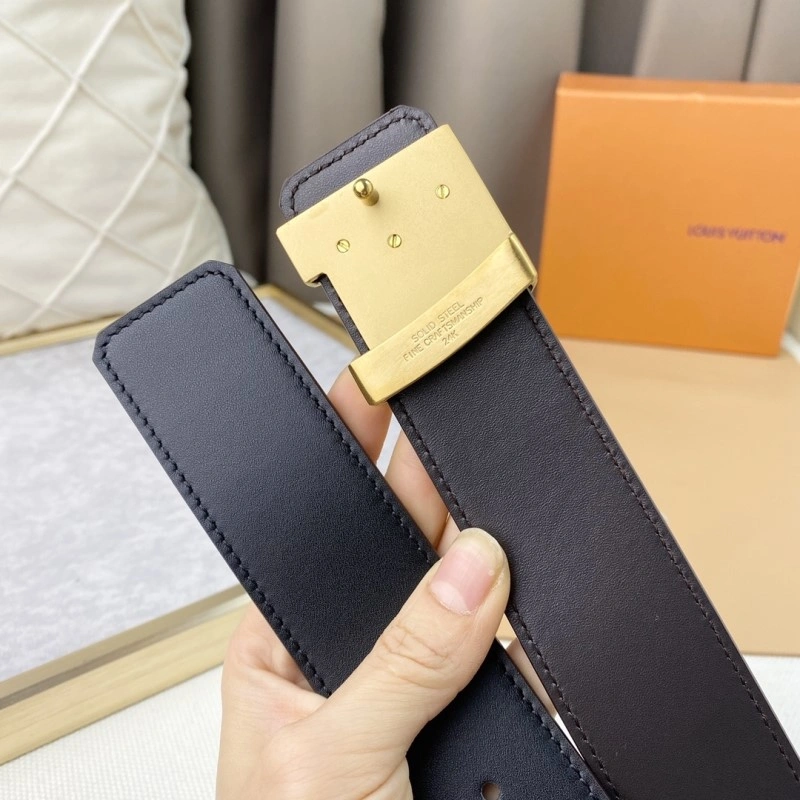 UrbanChic Louis Vuitton Belts 298565