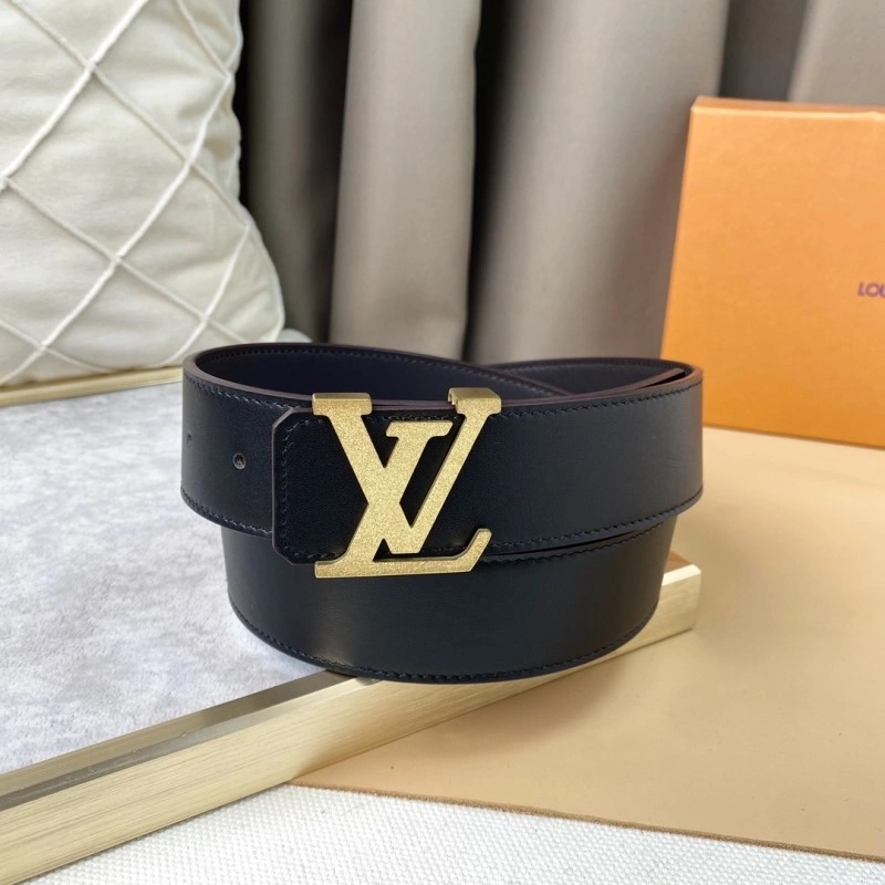 UrbanChic Louis Vuitton Belts 298565