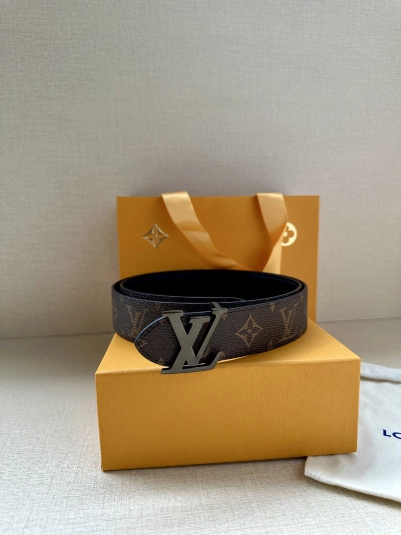 Colorful Louis Vuitton Belts 298579
