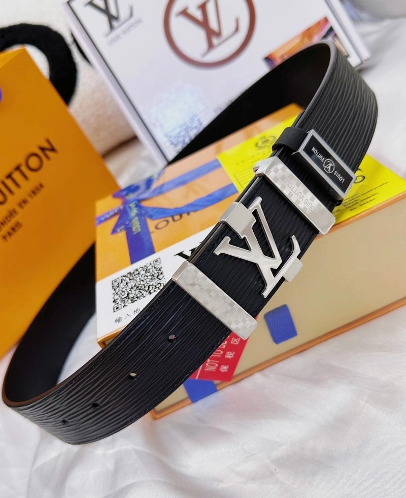 Minimalist Louis Vuitton Belts 298570
