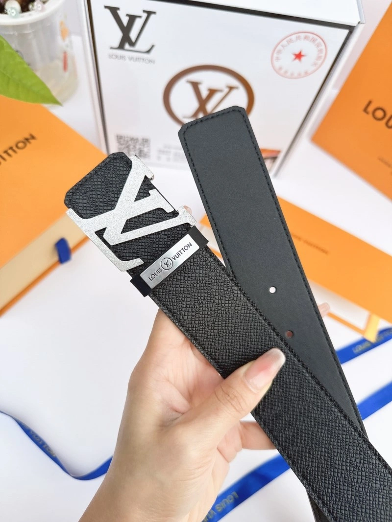 ZipUp Louis Vuitton Belts 298531
