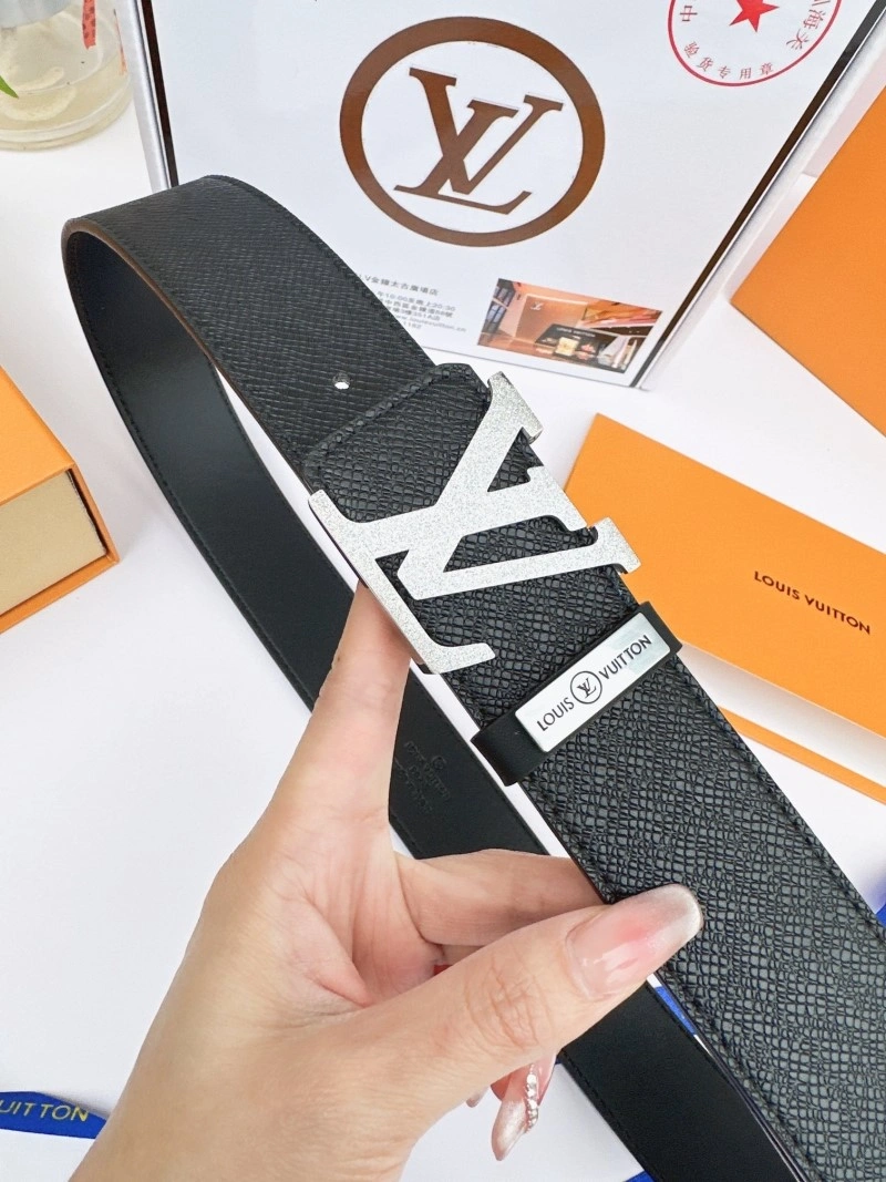 ZipUp Louis Vuitton Belts 298531