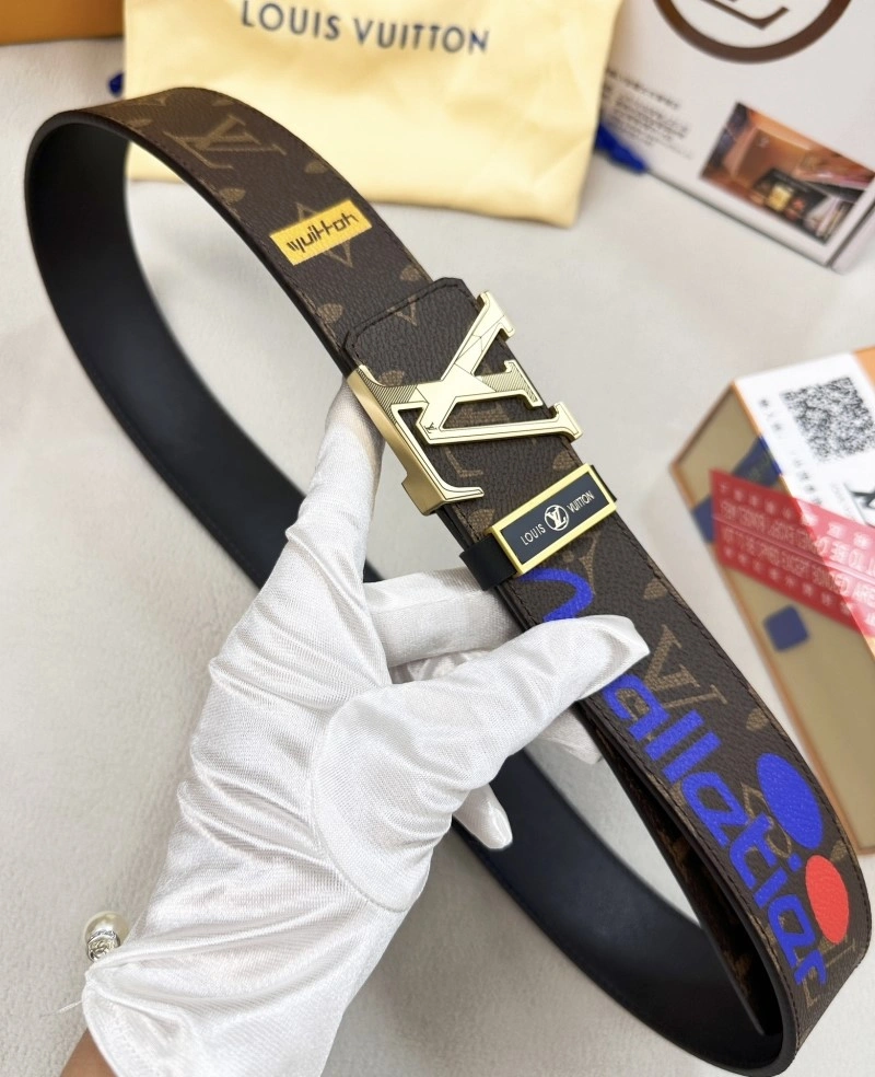 Louis Vuitton Belts Versatile 298527
