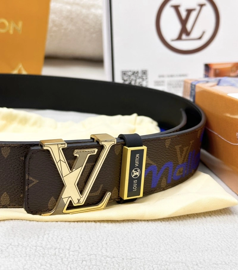 Breathable Louis Vuitton Belts 298522