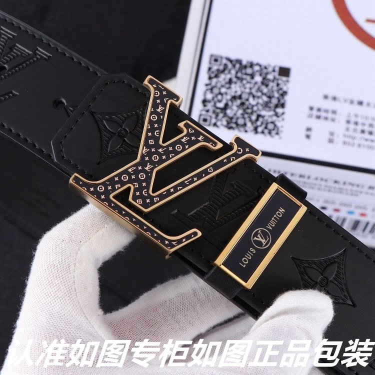 EyeCatching Louis Vuitton Belts 298537