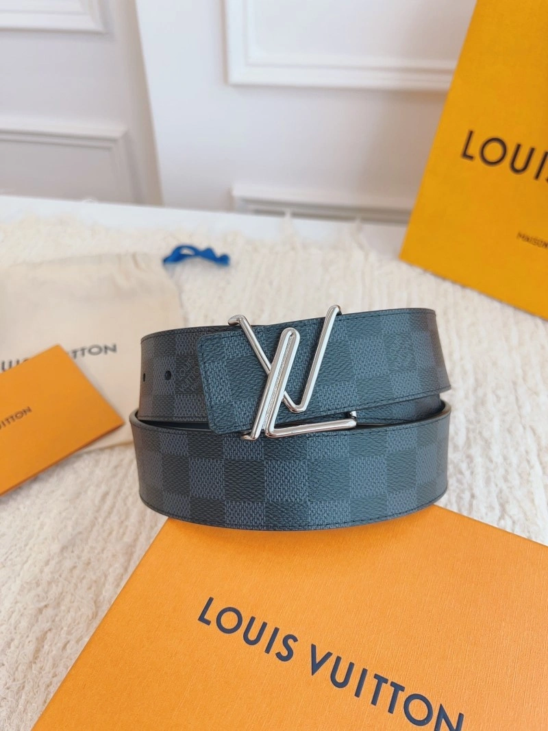 Stylish Louis Vuitton Belts 298526