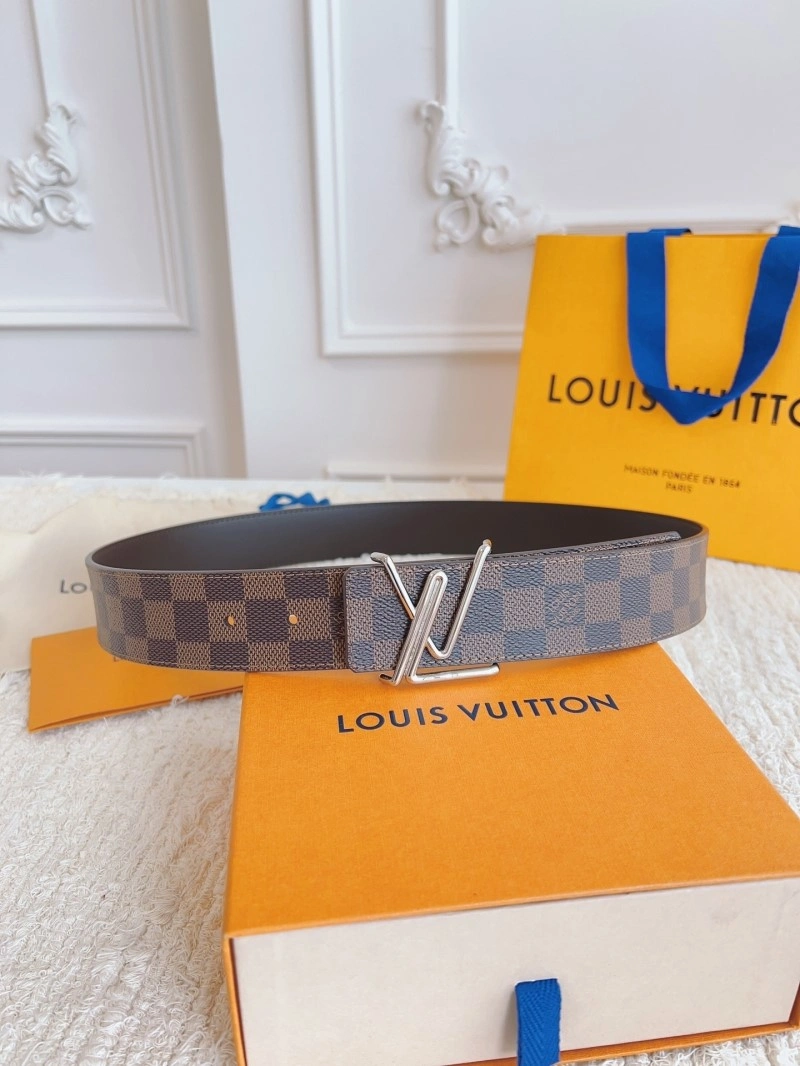 Louis Vuitton Belts Flexible 298540