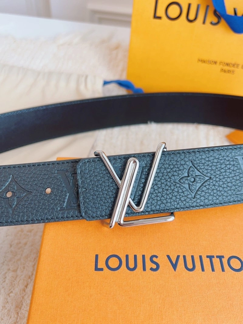 Practical Louis Vuitton Belts 298534
