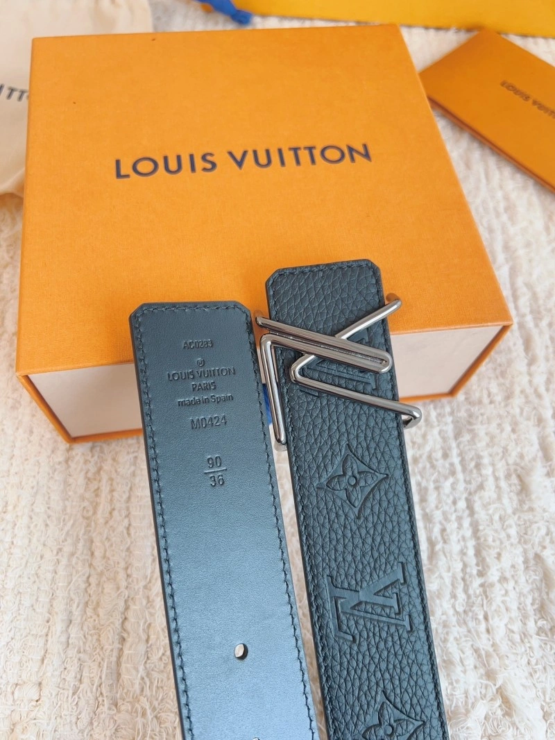 Practical Louis Vuitton Belts 298534