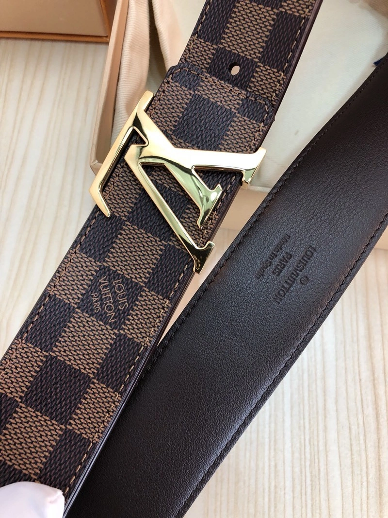 Compact Louis Vuitton Belts 298474