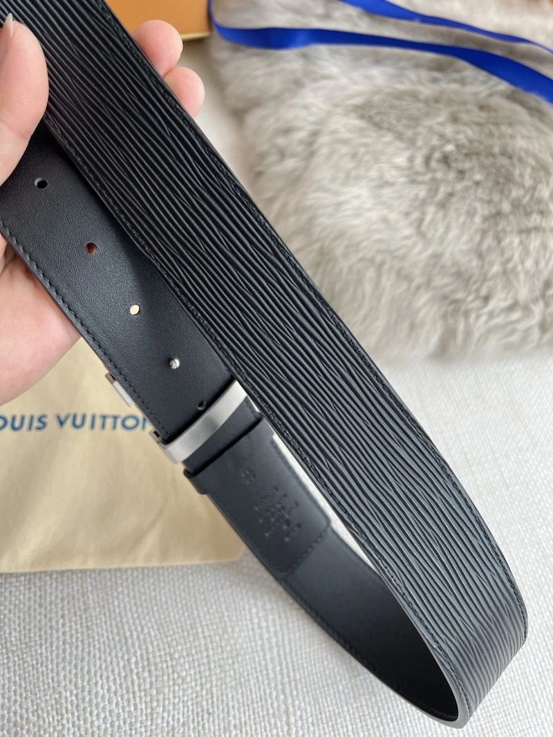 Functional Louis Vuitton Belts 298488