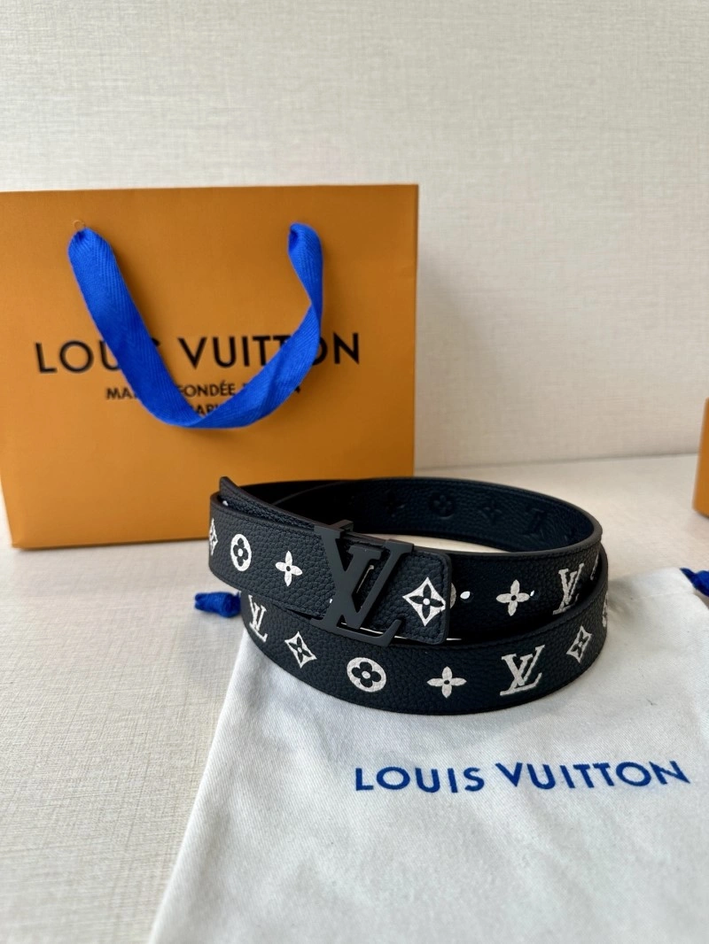Lightweight Louis Vuitton Belts 298449