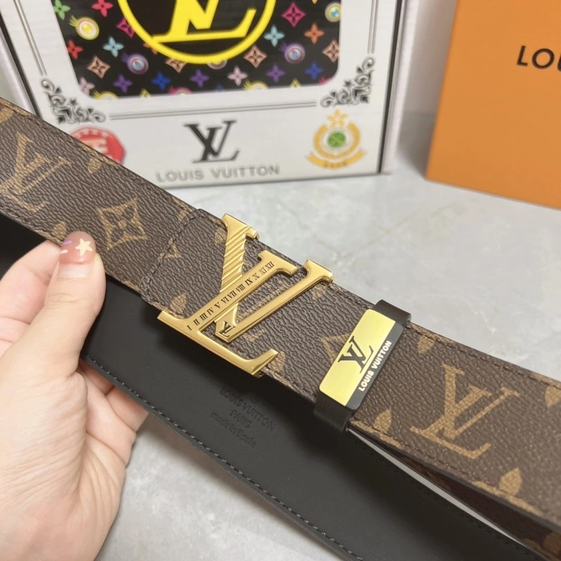Packable Louis Vuitton Belts 298422