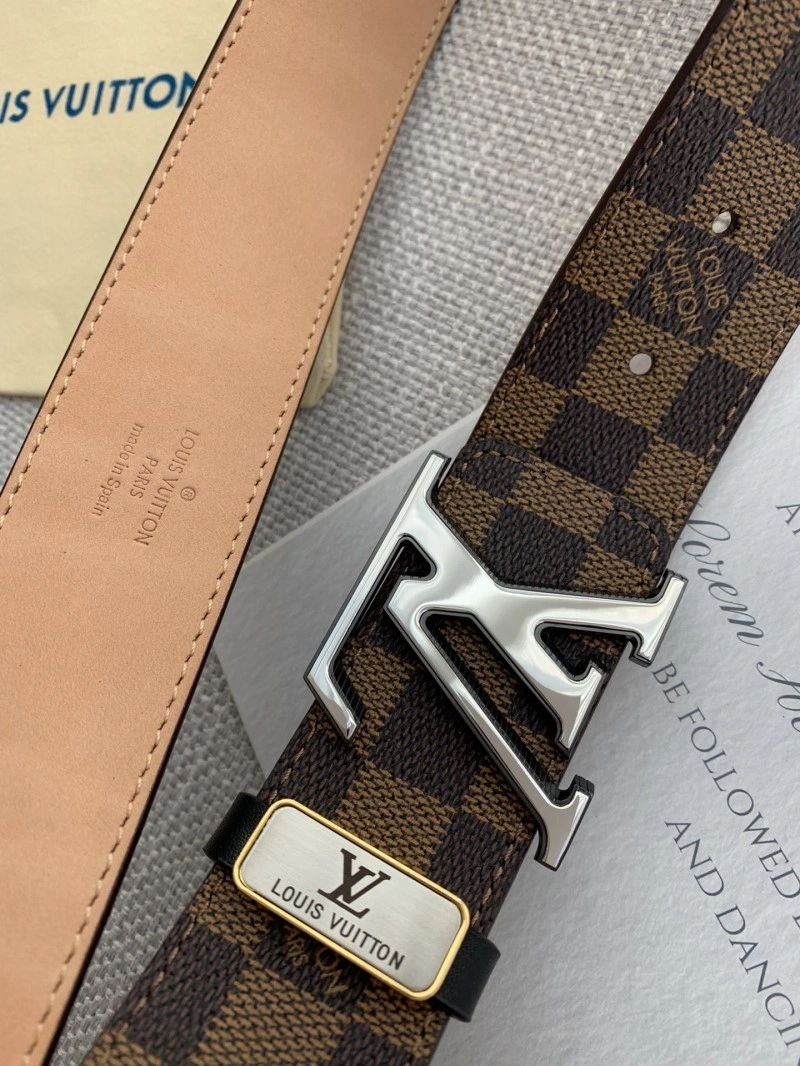 Sporty Louis Vuitton Belts 298404