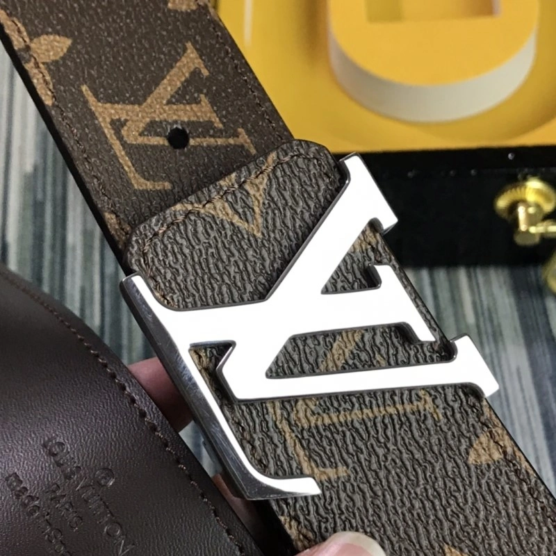Louis Vuitton Belts Functional 298359
