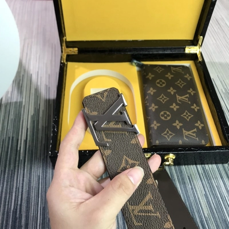 Louis Vuitton Belts Functional 298359