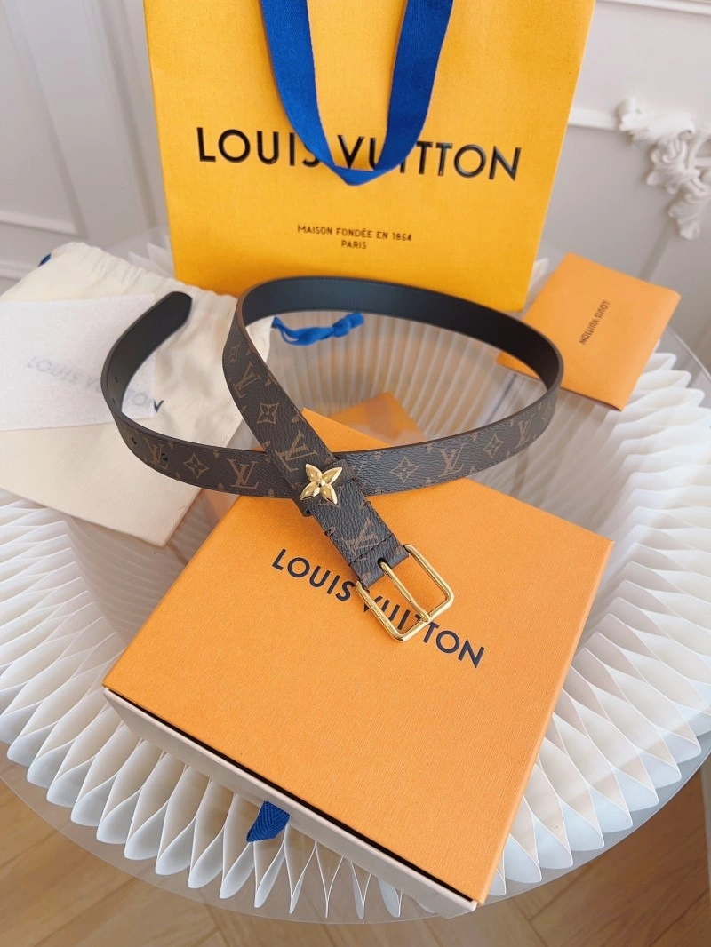 Louis Vuitton Belts Durable 298341