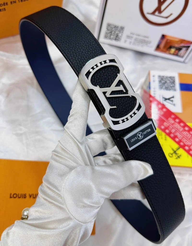 Effortless Louis Vuitton Belts 298312
