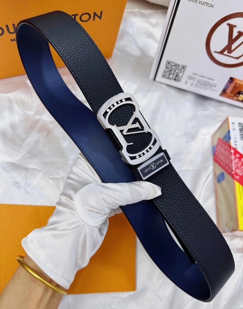 Effortless Louis Vuitton Belts 298312