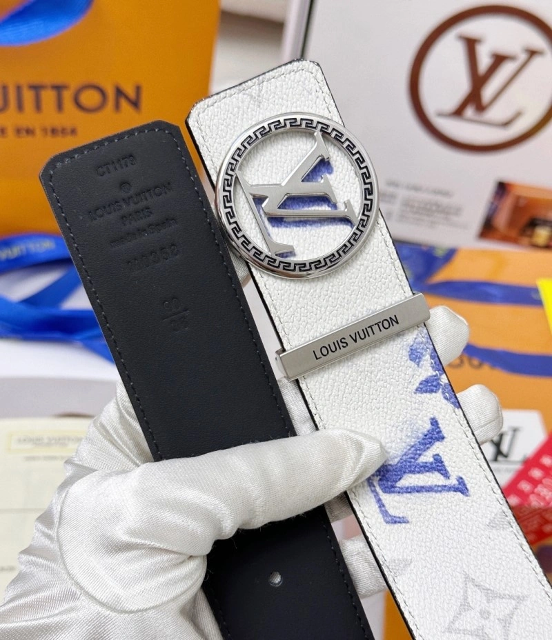 Tailored Louis Vuitton Belts 298301