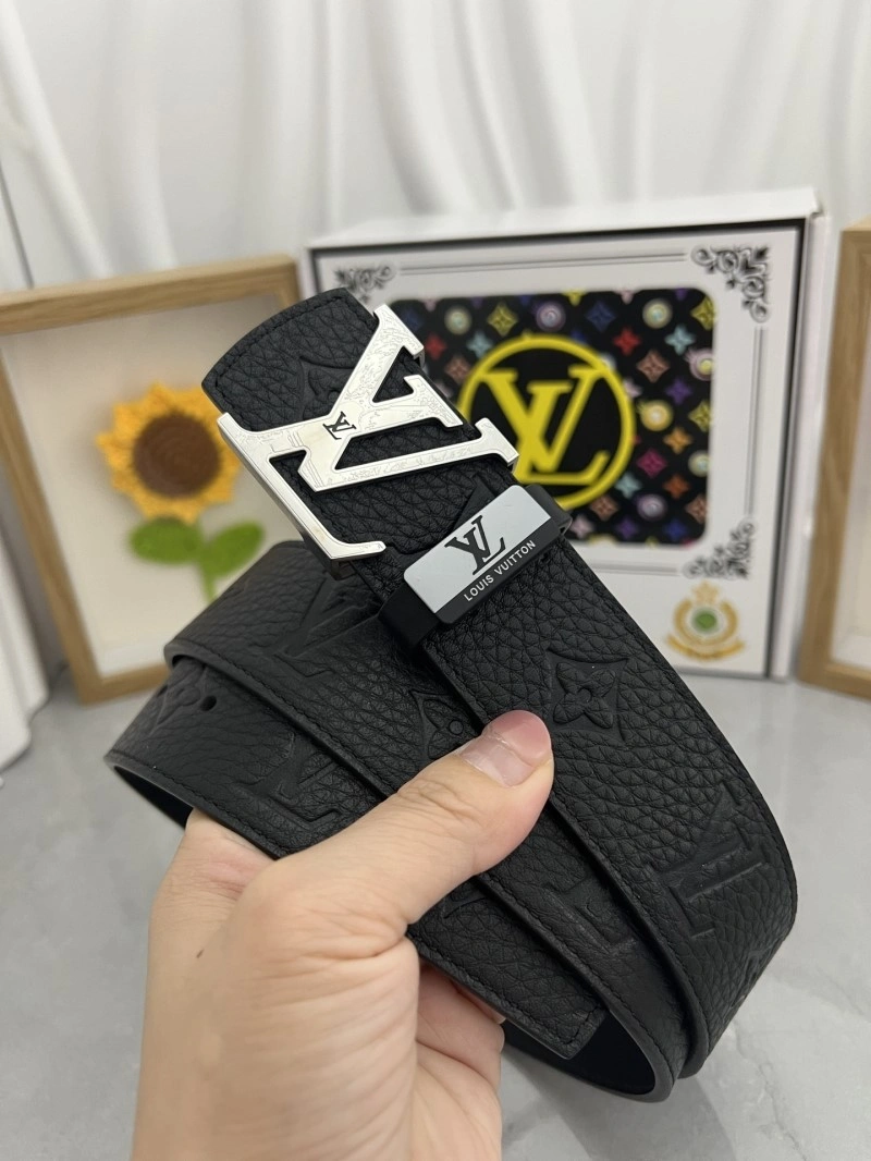 Lightweight Louis Vuitton Belts 298269