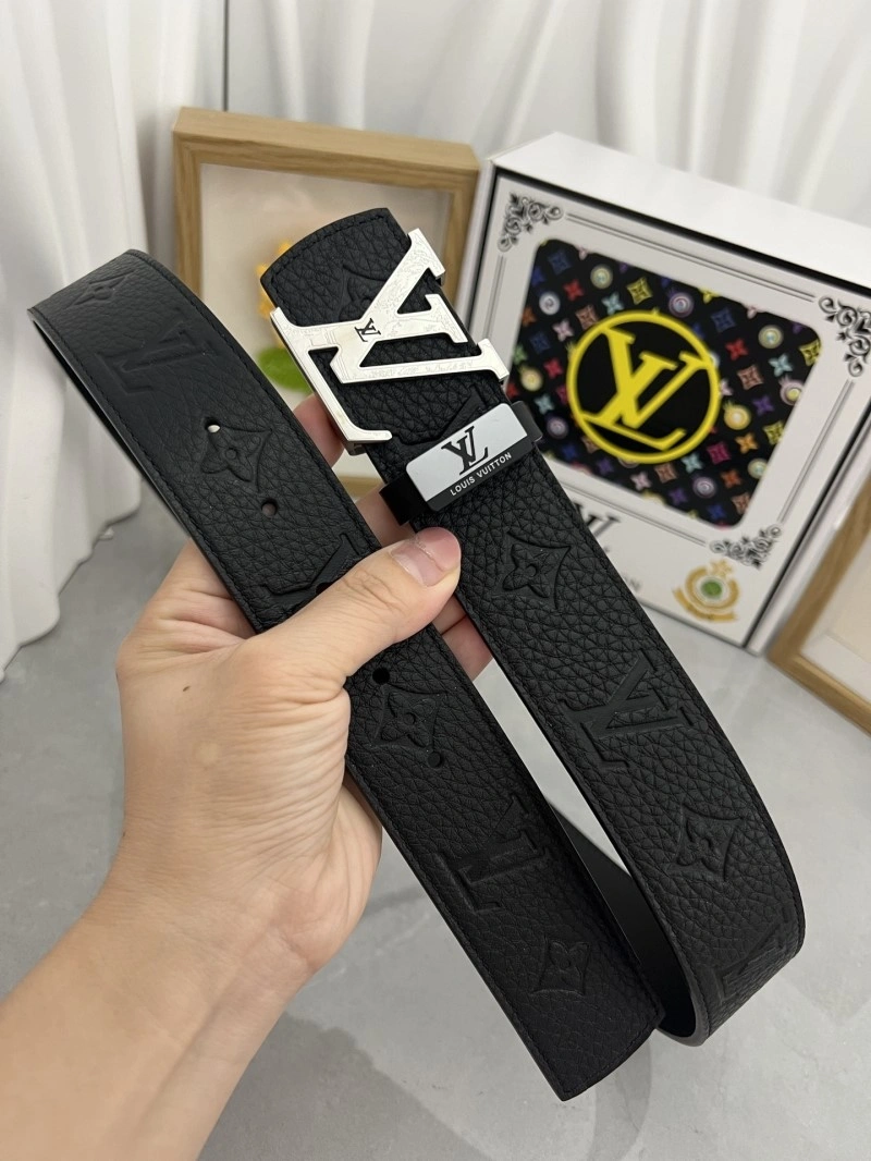 Lightweight Louis Vuitton Belts 298269