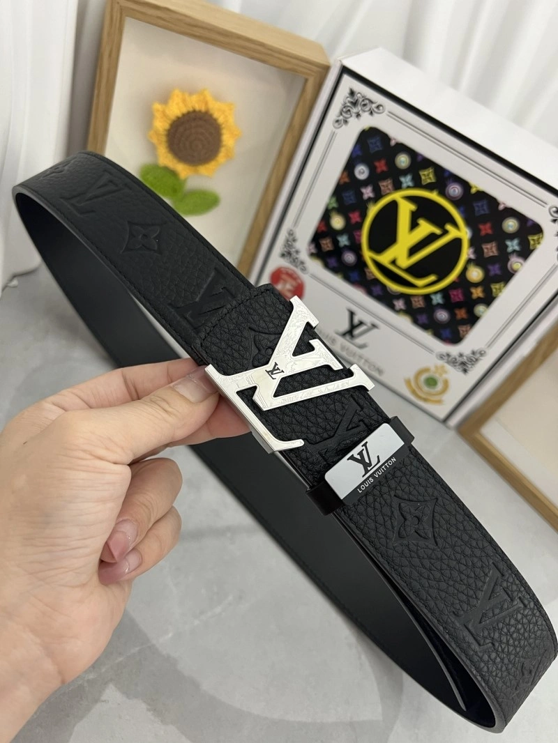 Lightweight Louis Vuitton Belts 298269